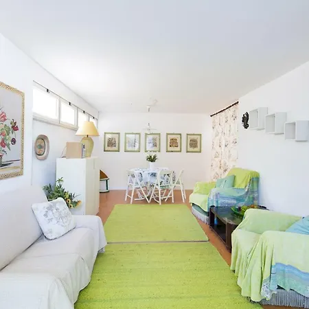 Villa Lilly - *