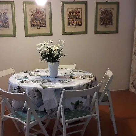 Villa Lilly - *
